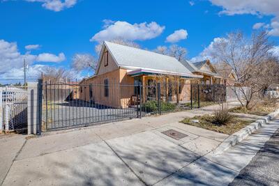441 PACIFIC Avenue SW, Albuquerque