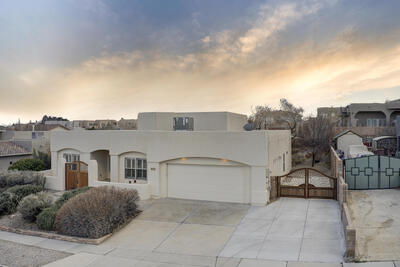 4612 CONGRESS Avenue NW, Albuquerque