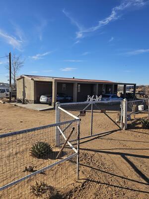 68 HIGH MESA Road, Los Lunas 