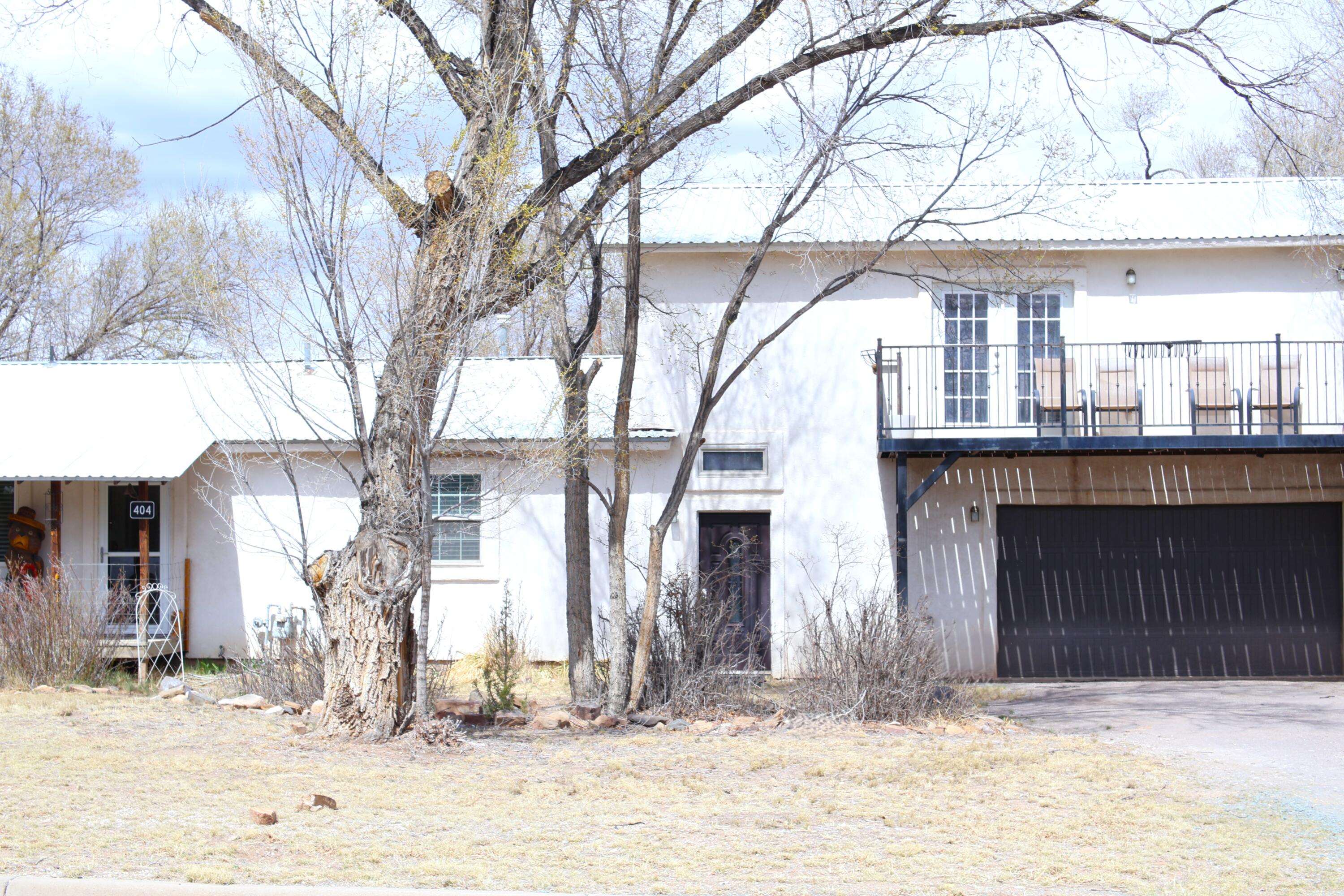 404 & 408 W 3rd Street - Main Image