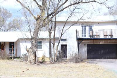 404 & 408 W 3rd Street, Capitan 