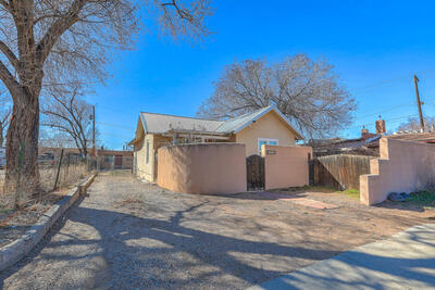 506 ONATE Place, Santa Fe