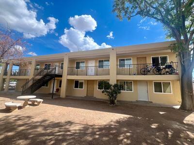 911 Alvarado Drive SE 6, Albuquerque
