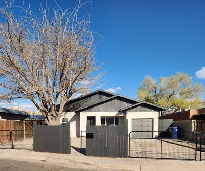 5316 10TH Court NW, Albuquerque