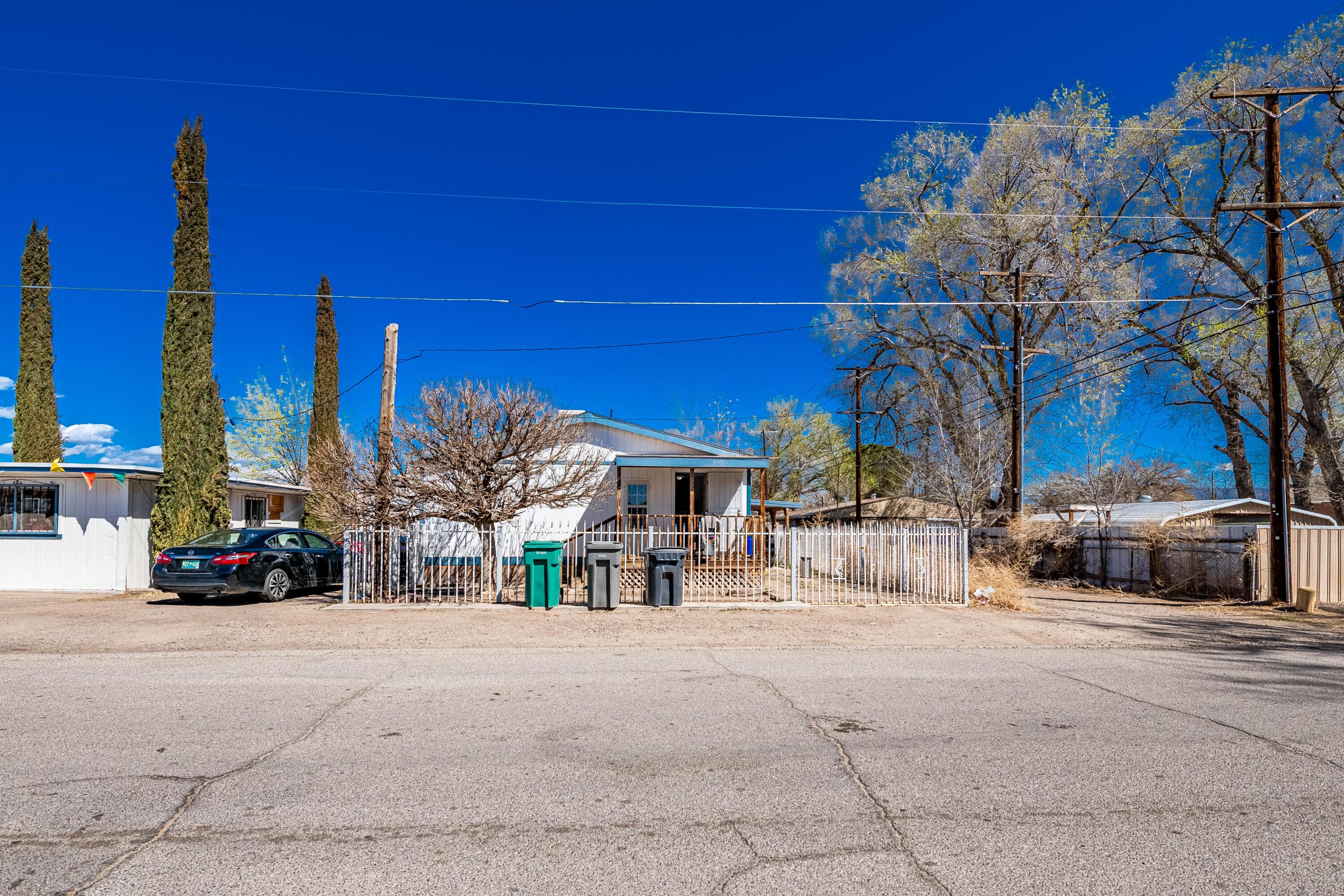 3742 ISLETA Boulevard SW - Main Image