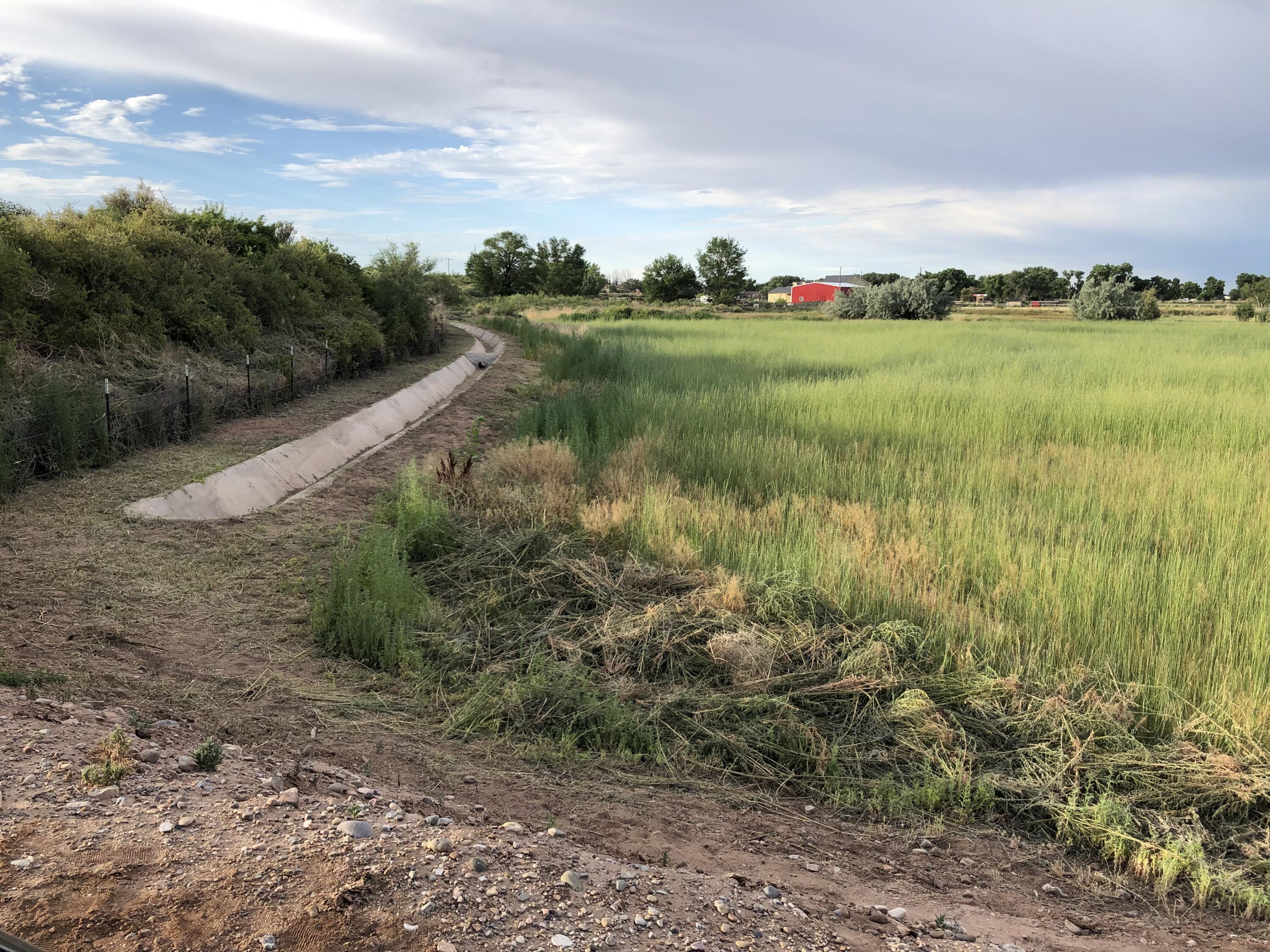 Off Hwy 304 - Main Image