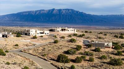 5917 Ridgeline Place NE, Rio Rancho 