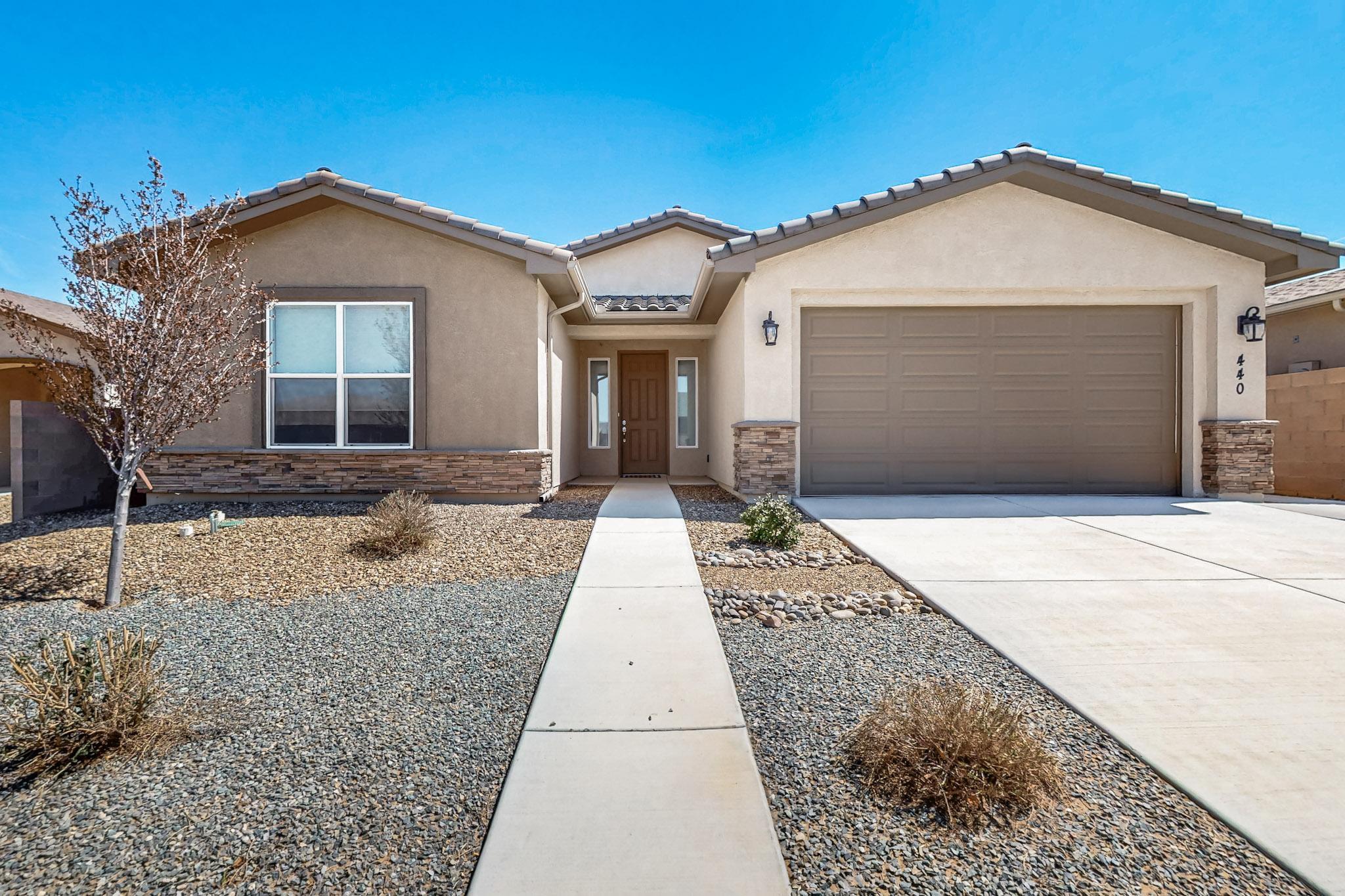 440 RIO CHAMA Circle SW - Main Image