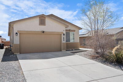 16 VISTA DEL CERRO Drive, Los Lunas