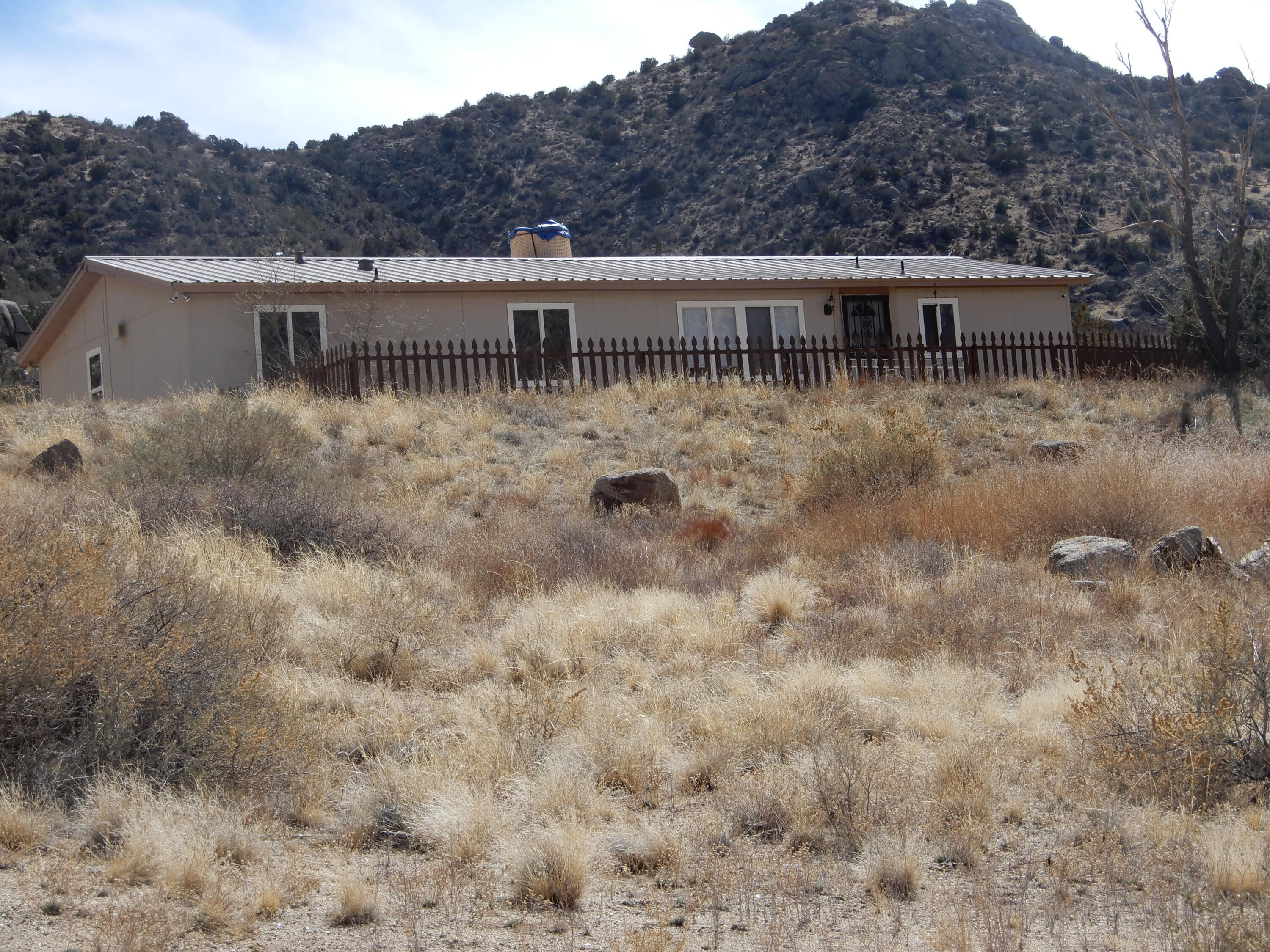 3 LOS GARCIAS Lane SE - Main Image