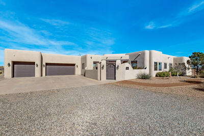 400 ALBOR Circle NE, Rio Rancho