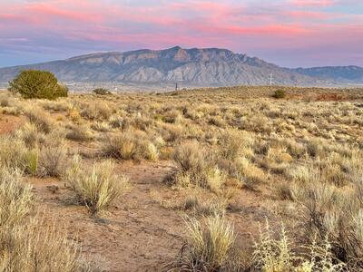 Moon Road NE, Rio Rancho 