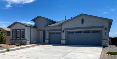 460 Rio Chama Circle SW, Los Lunas 