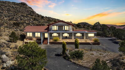 1512 LA TUNA Place SE, Albuquerque 