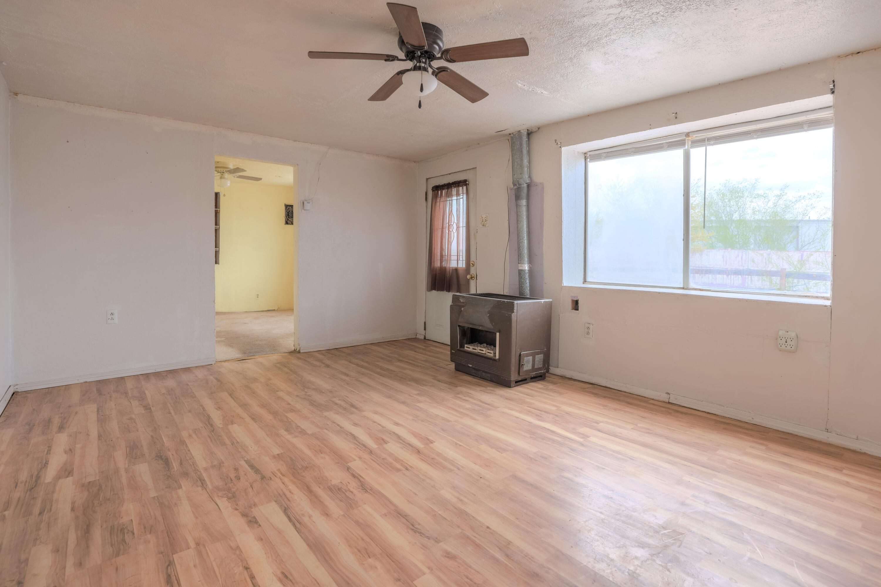 710 1/2 Lucero Ave - Main Image