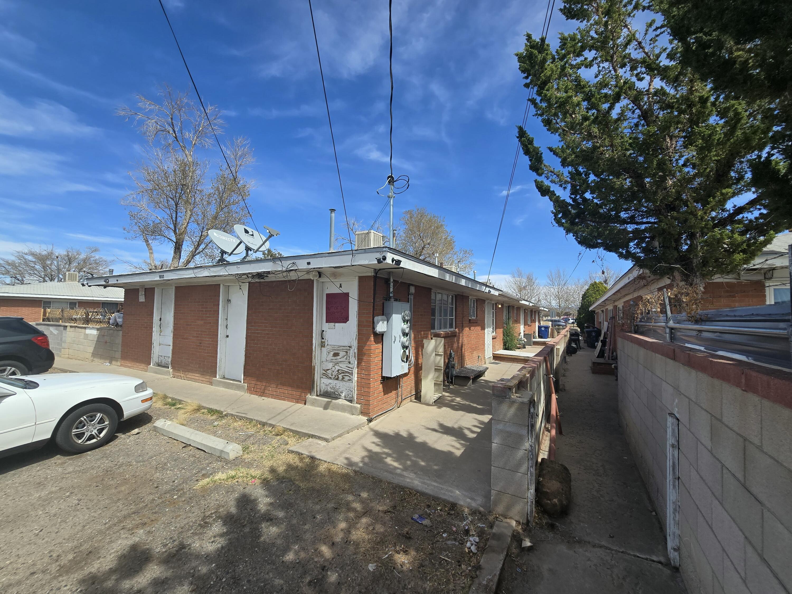 1037 Louisiana SE Boulevard SE - Main Image