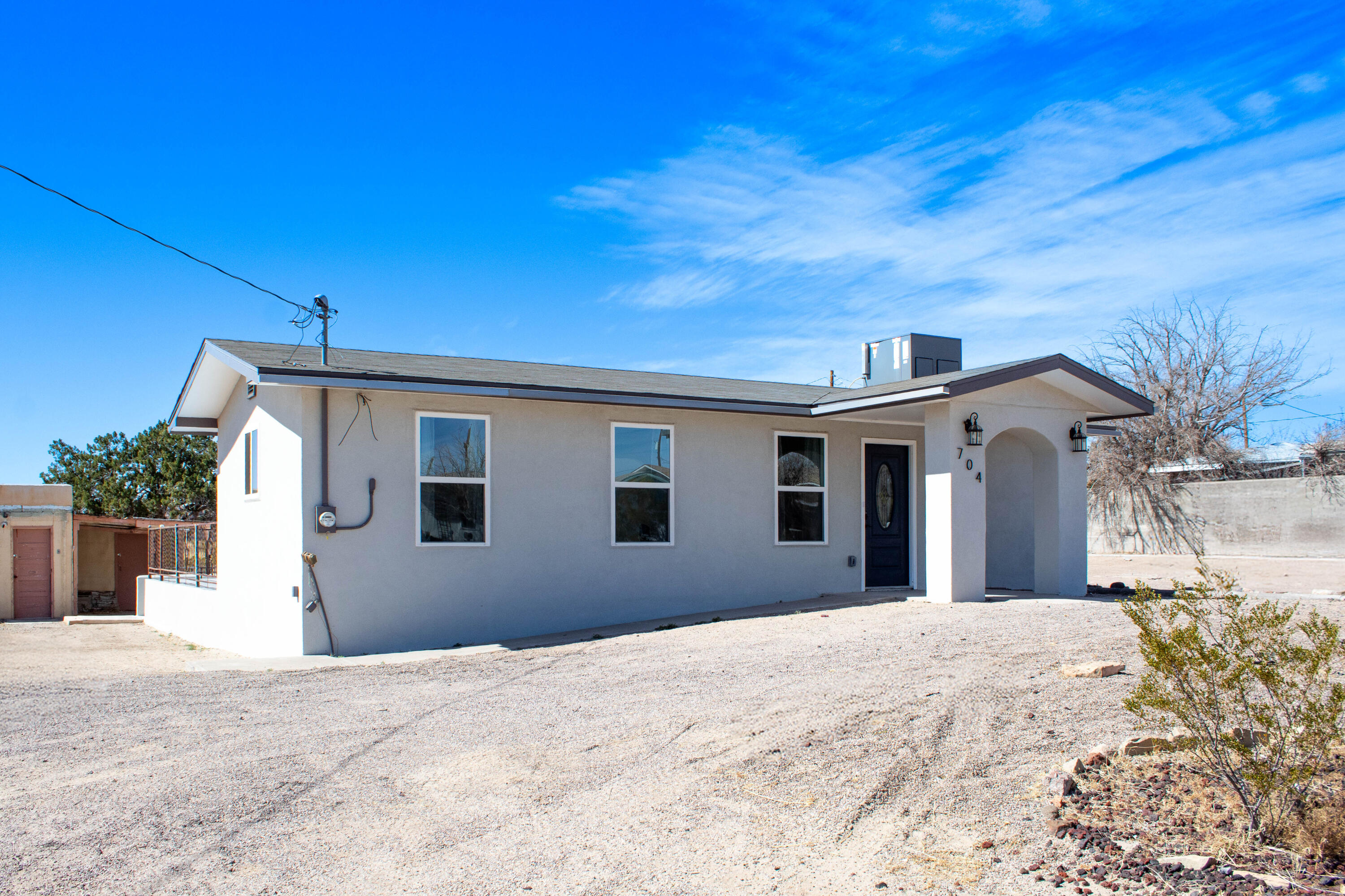 704 SPRUCE Street - Main Image