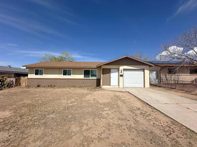 10605 MENAUL Boulevard NE, Albuquerque