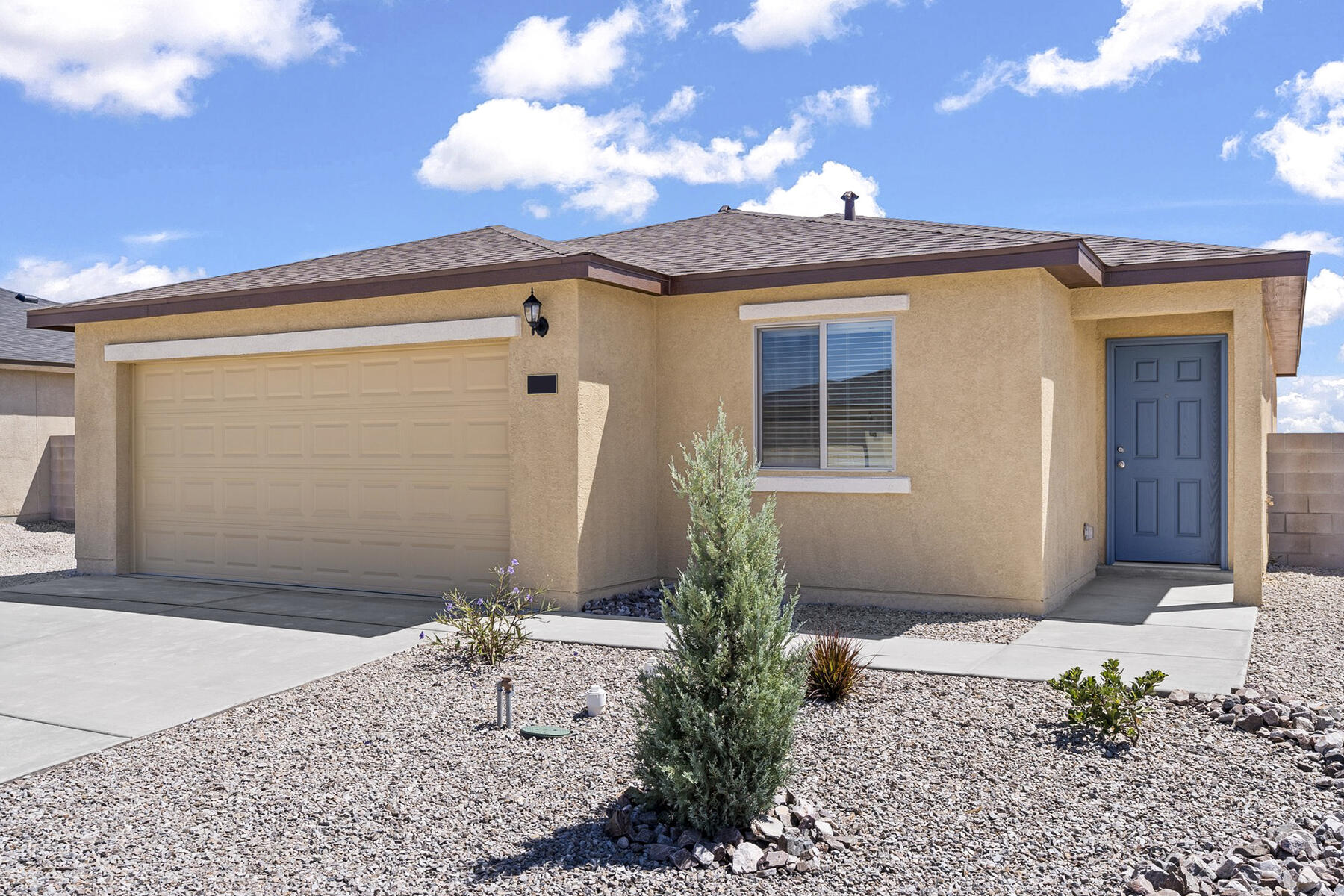 2522 Desi Loop - Main Image