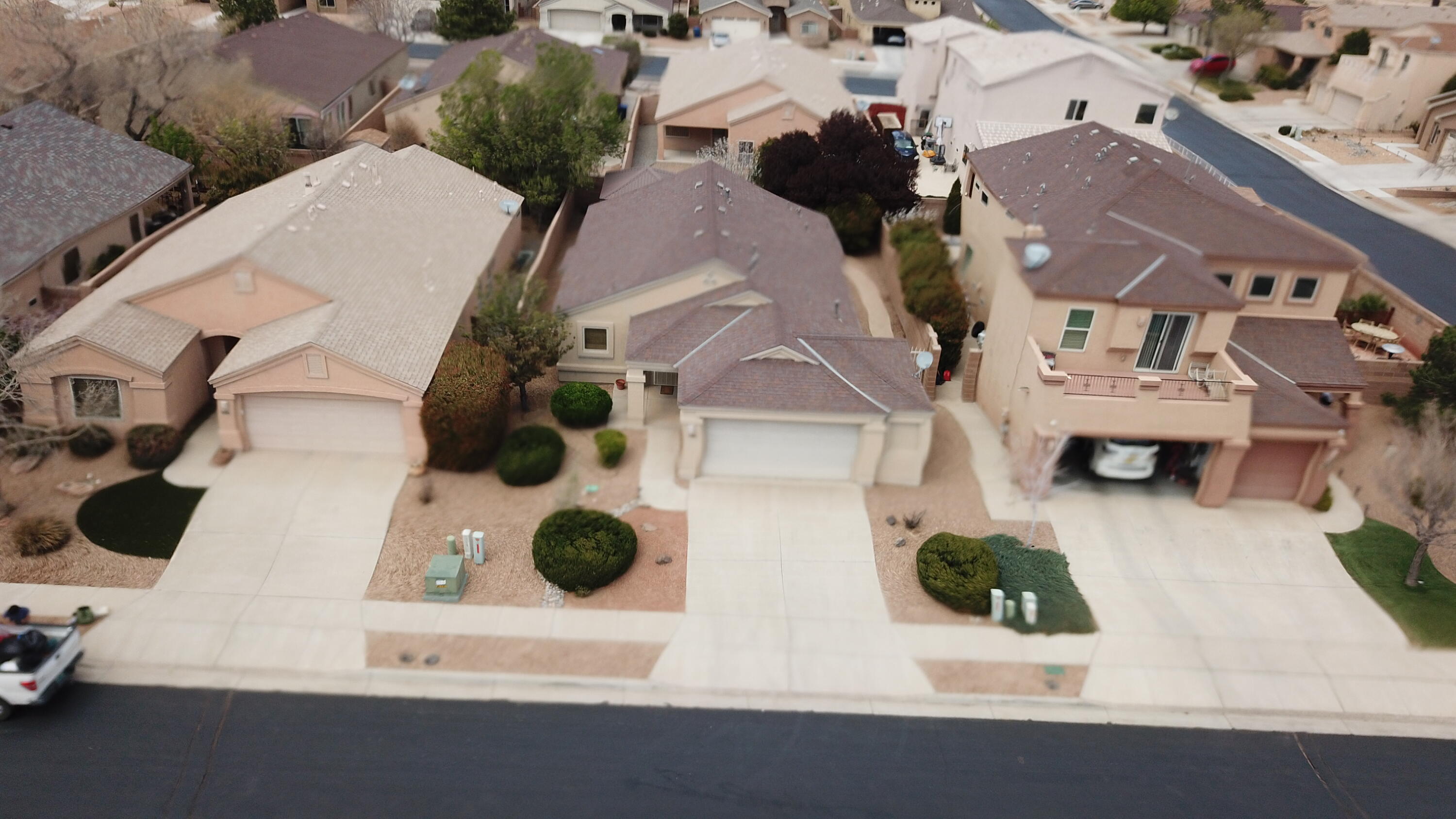 700 PRIMROSE Avenue SW - Main Image