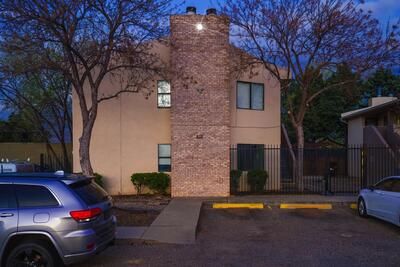 532 Tennessee Street NE, Albuquerque