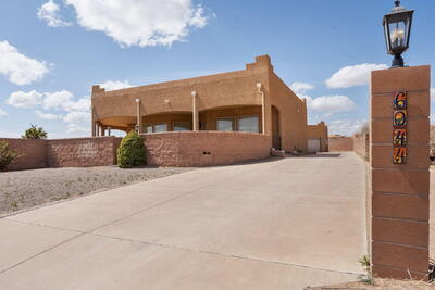 6044 CHAYOTE Road NE, Rio Rancho 