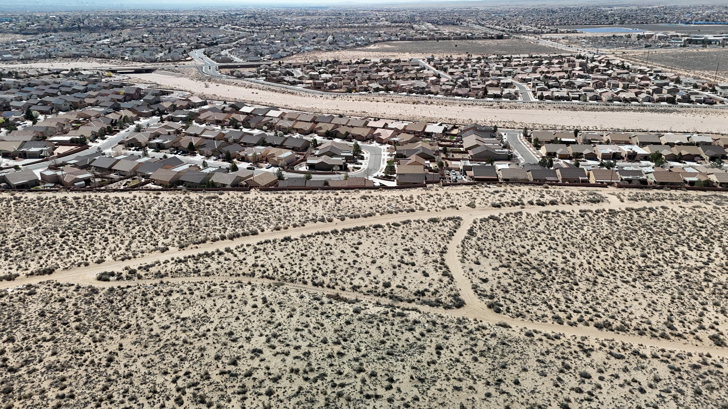 700-704 Viga Loop SE - Main Image
