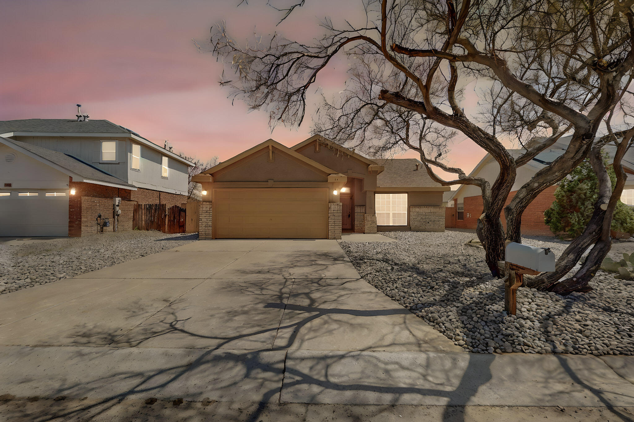 16 LIRIO Place - Main Image