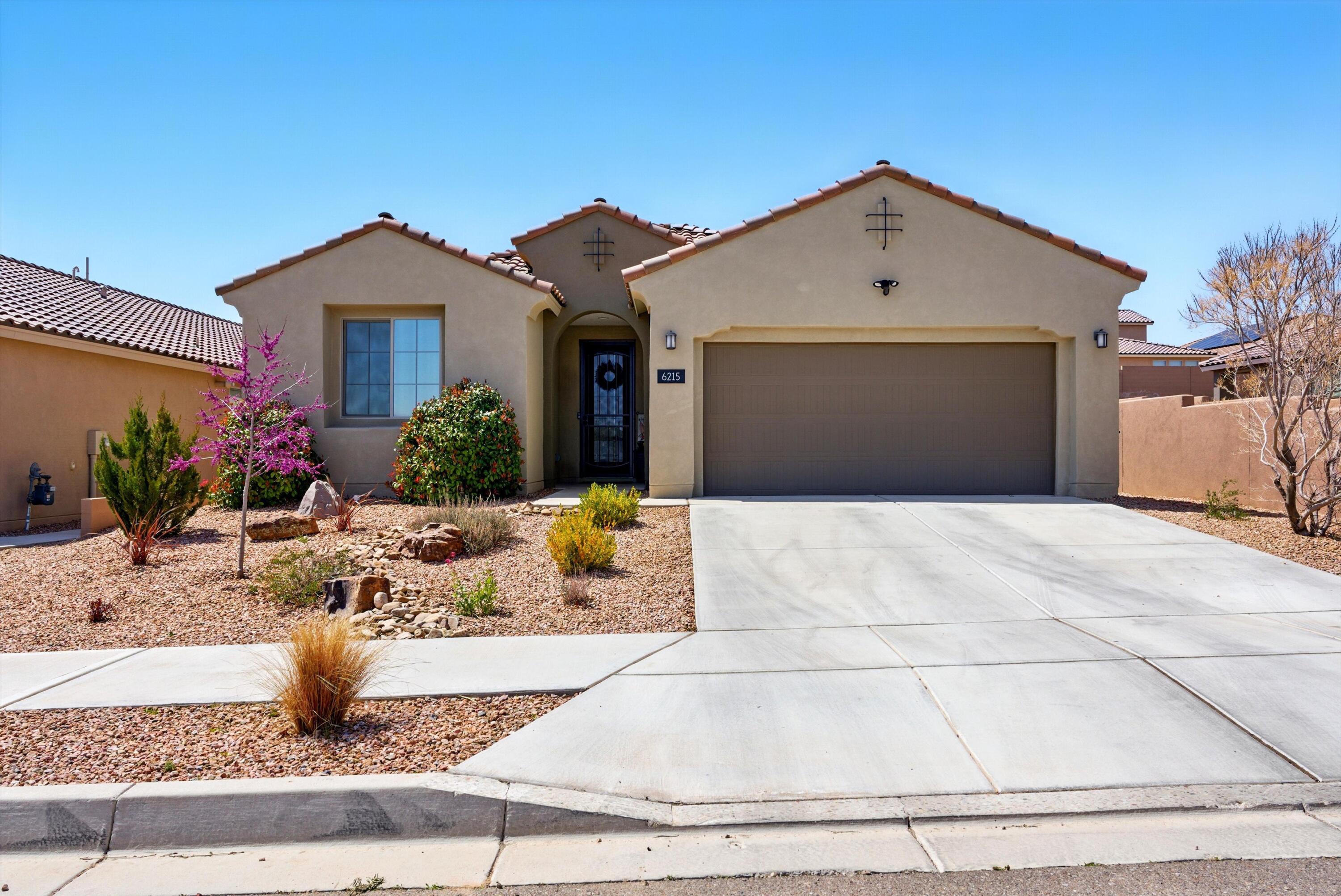6215 BRYCE CANYON Lane NE - Main Image