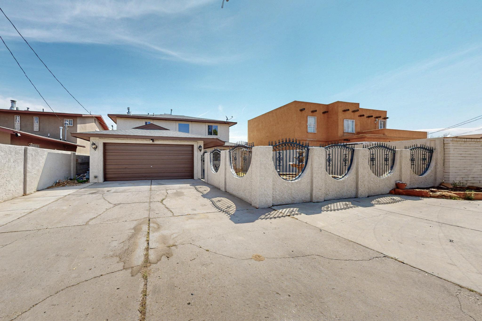 3008 CORONA Drive NW - Main Image