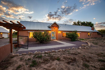 95 Marquez Road, Los Lunas 