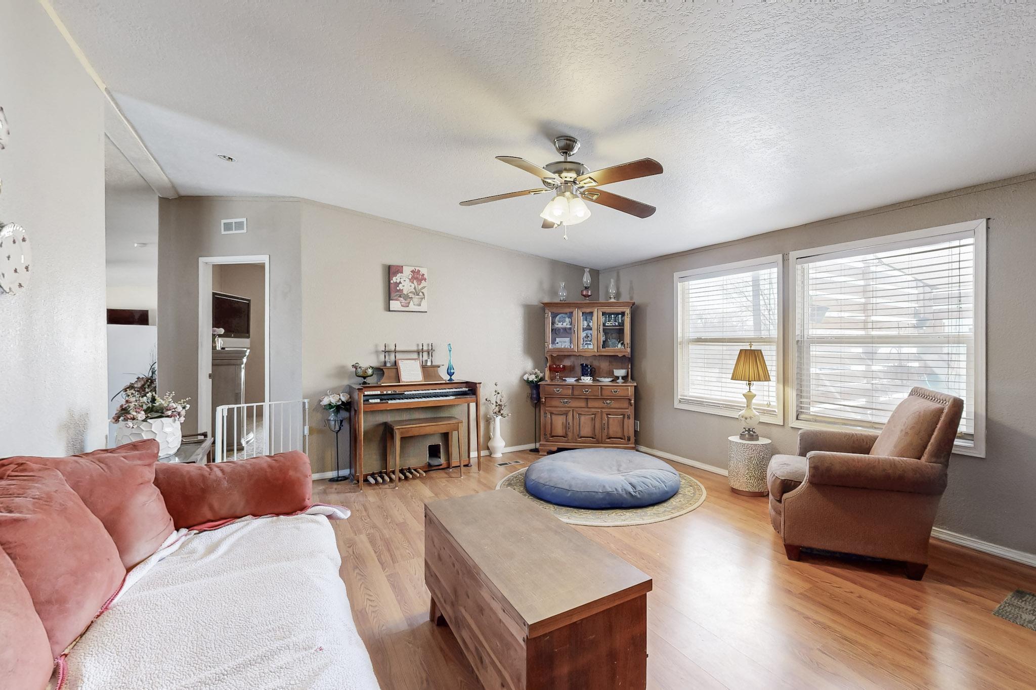 2640 Park Ln Drive Drive - Main Image