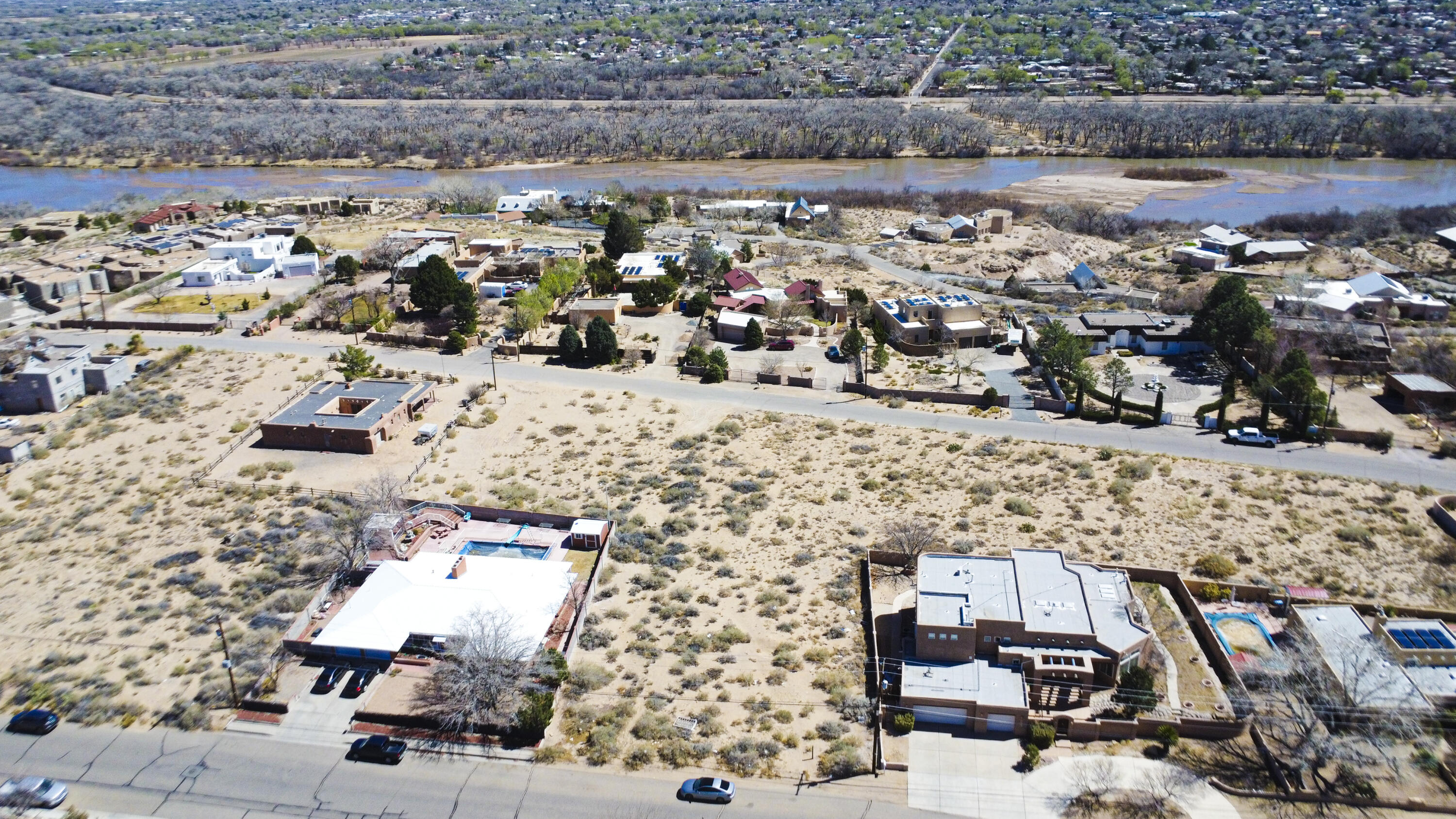 ALAMOGORDO Drive NW - Main Image