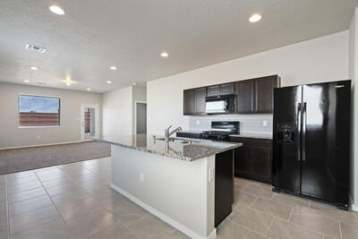 2372 TALISKER Street NE, Rio Rancho 
