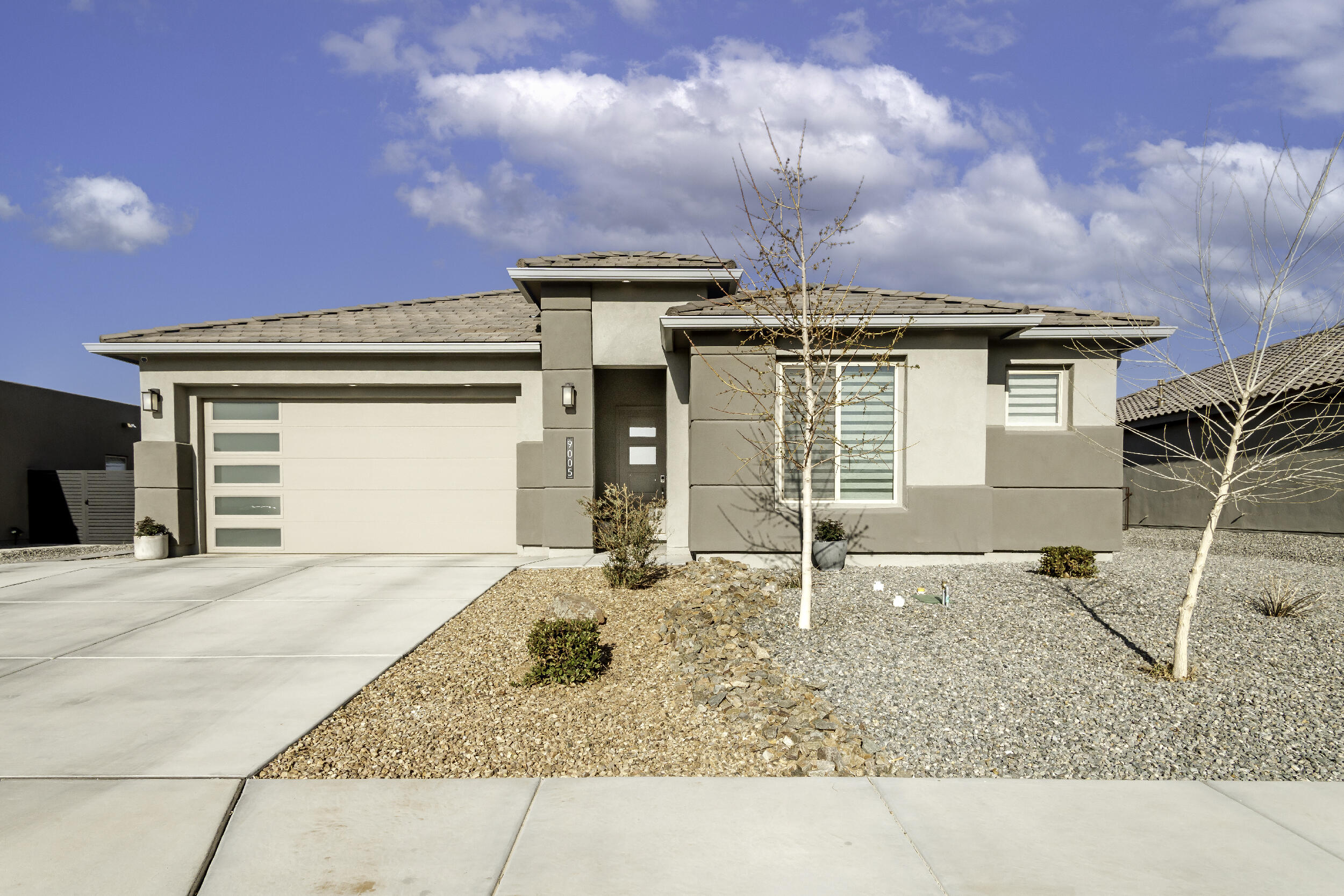 9005 MANRESA Drive NW - Main Image