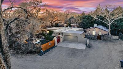 135 B SICHLER Road SW, Los Lunas 