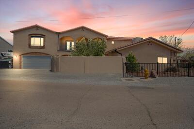 909 KINLEY Avenue NW, Albuquerque