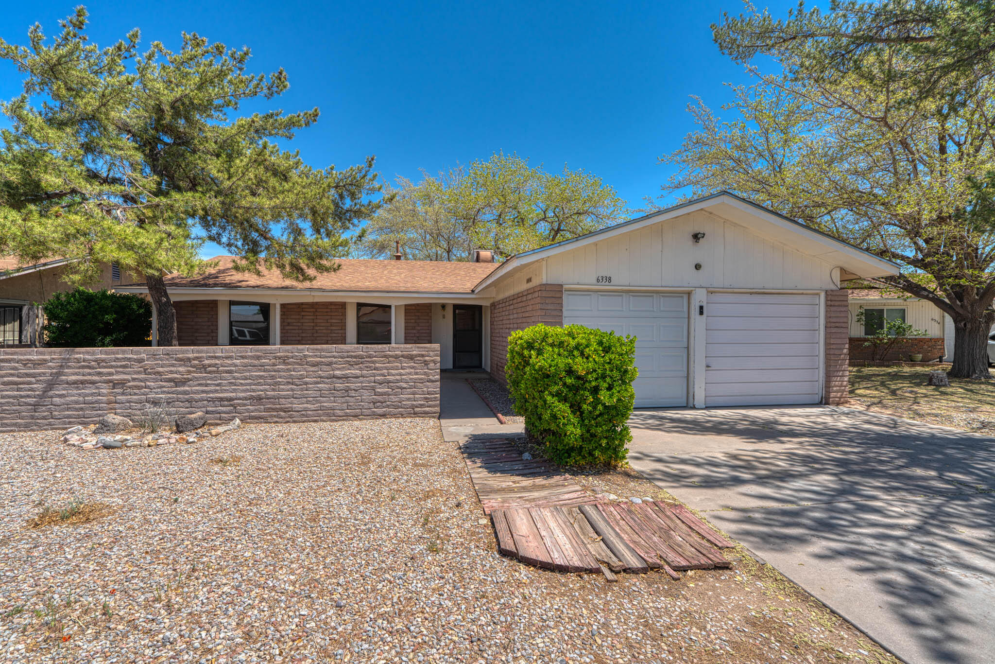 6338 FOREST HILLS Court NE - Main Image