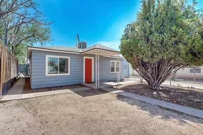 240 CHAMA Street NE, Albuquerque