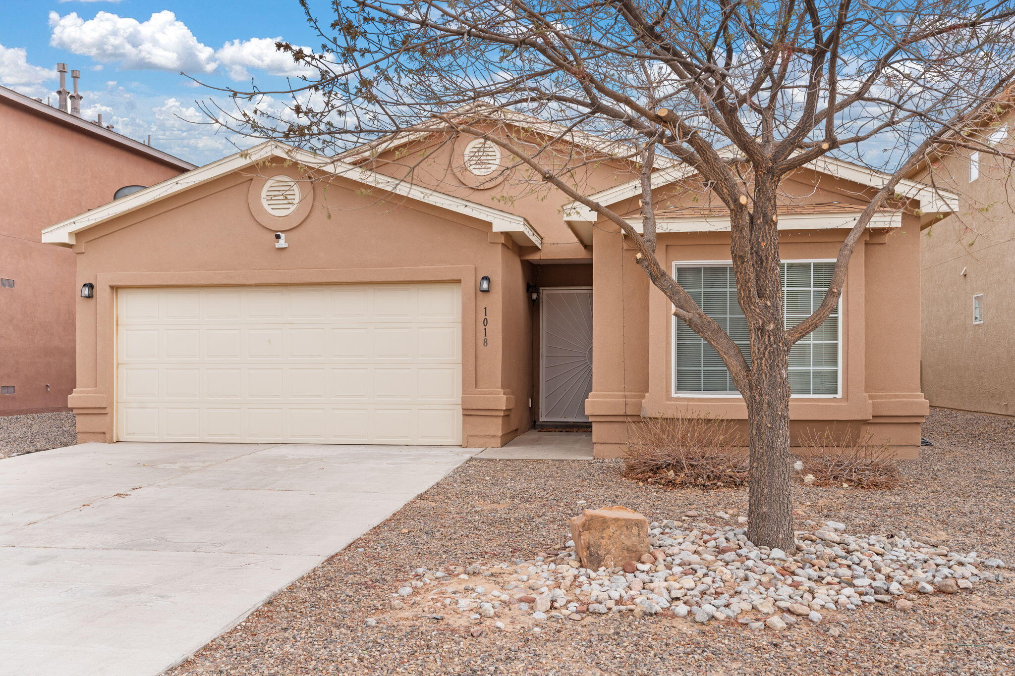 1018 DESERT SUNFLOWER Drive NE - Main Image