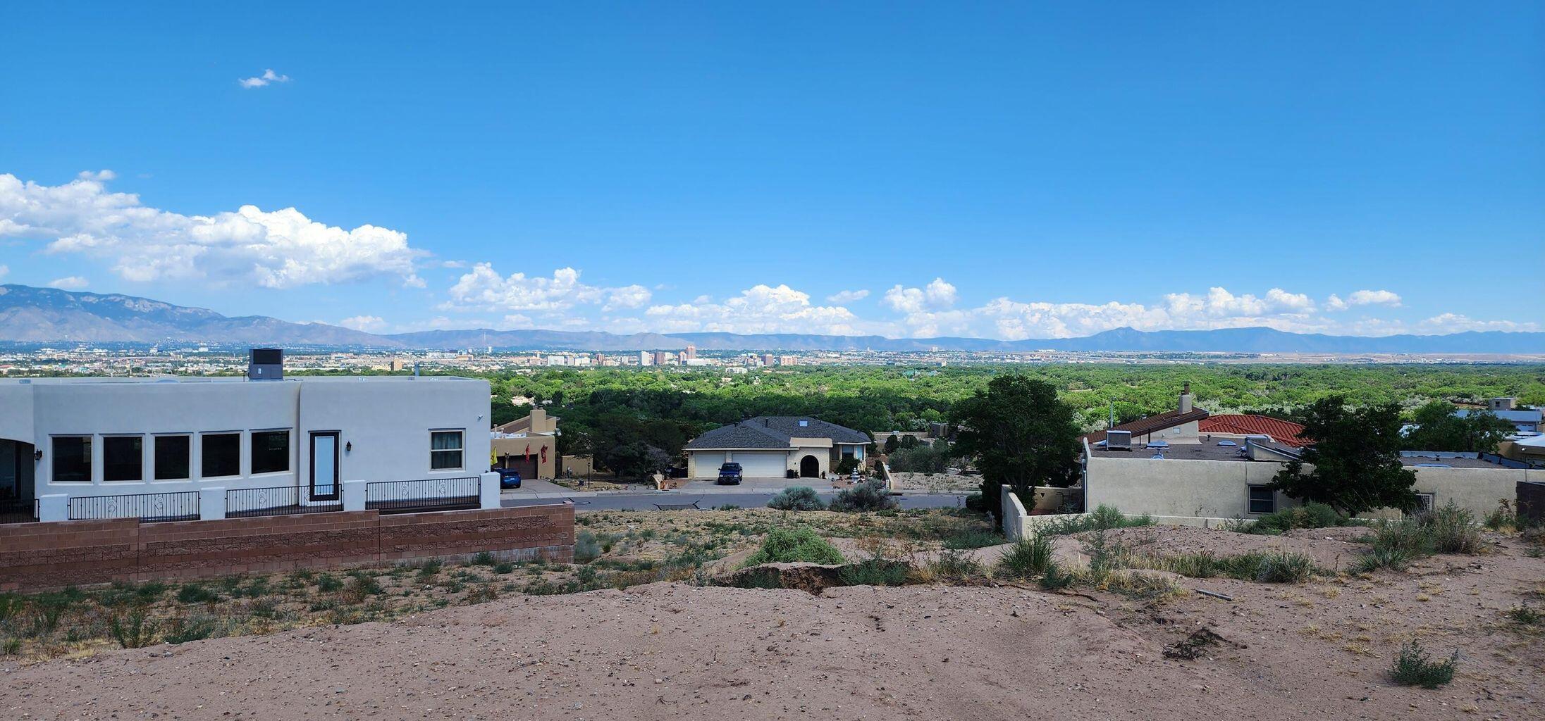 1752 CLIFFSIDE Drive NW - Main Image