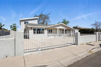 6317 DENNISON Road SW, Albuquerque