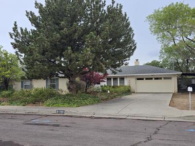 7901 HENDRIX Avenue NE, Albuquerque 