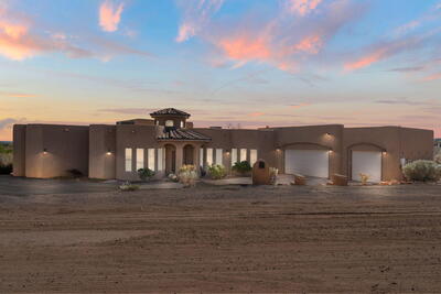 5720 RIO LAMA Road NE, Rio Rancho 