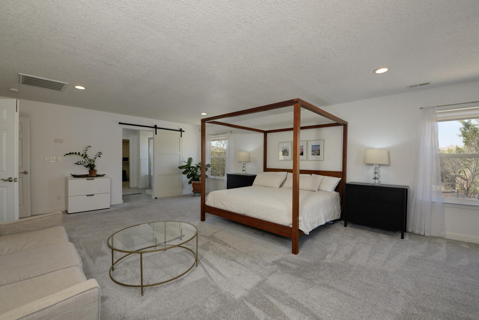 1807 Avenida Comunidad - Main Image