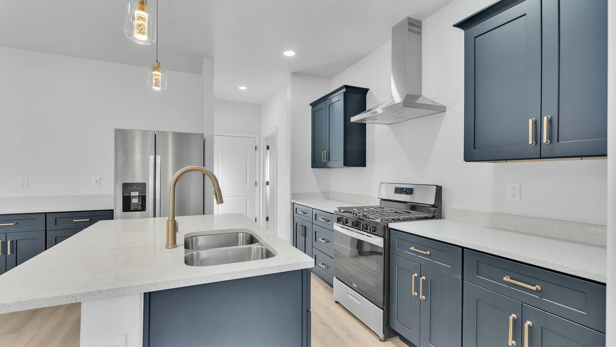 236 Sunrise Bluffs Drive - Main Image