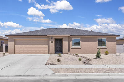 2507 Calle del los Claveles, Belen 