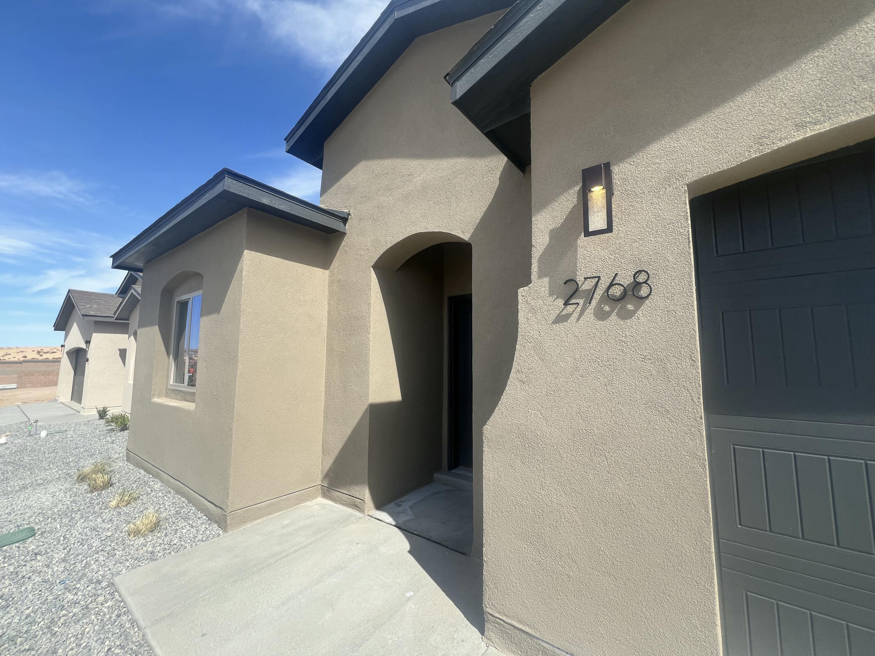 2768 Seaforth Circle NE - Main Image
