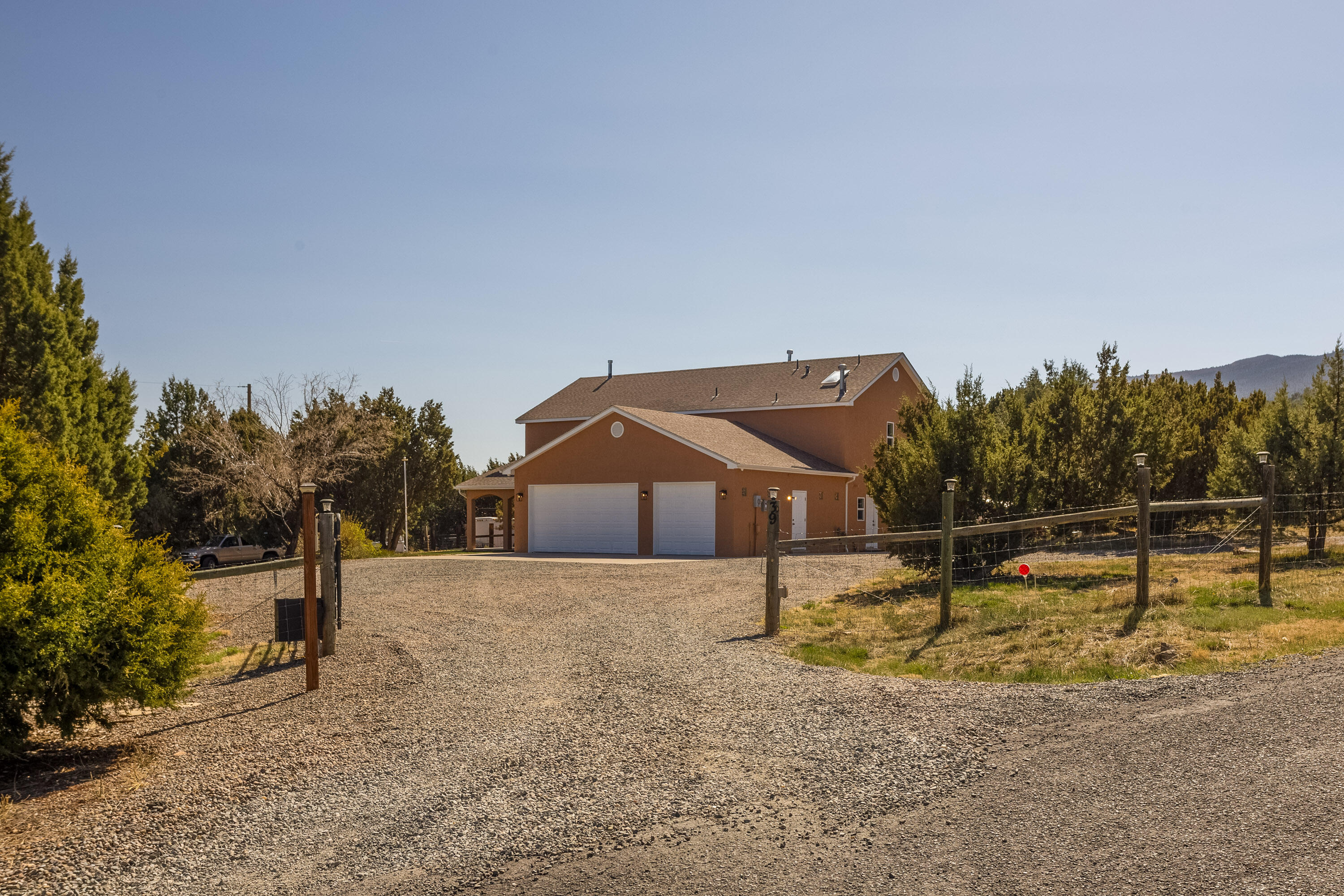 39 SANDIA HAVEN Drive - Main Image