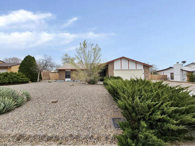 320 TIGRIS Road NE, Rio Rancho
